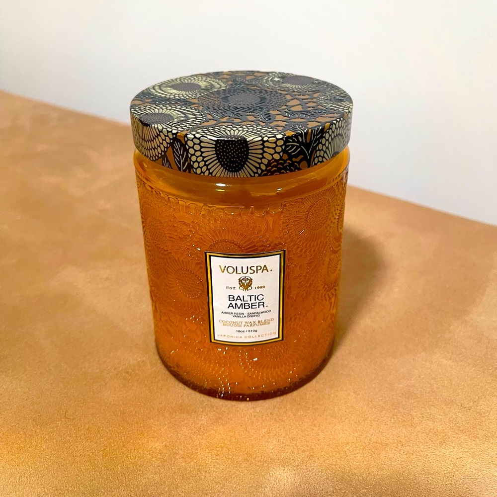Voluspa Baltic Amber Coconut Wax Bougie Parfumee Candle